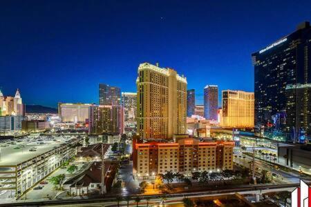 Mgm Signature-15-717 F1 Track & Strip View Balcony Las Vegas Dış mekan fotoğraf