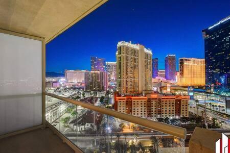 Mgm Signature-15-717 F1 Track & Strip View Balcony Las Vegas Dış mekan fotoğraf